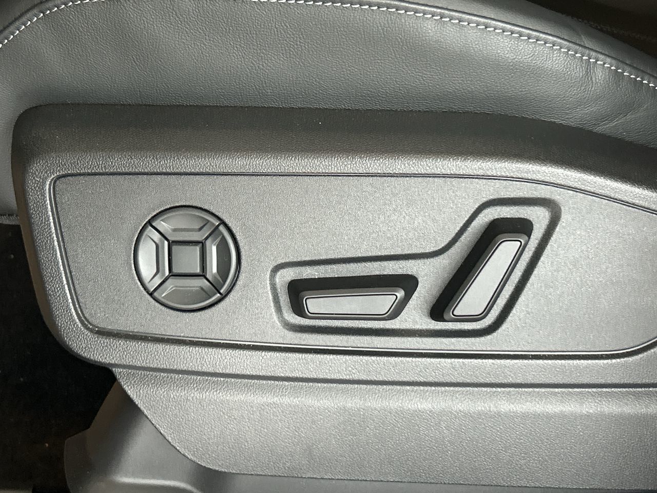 Audi All-New Q5  2025 à Toronto, Ontario