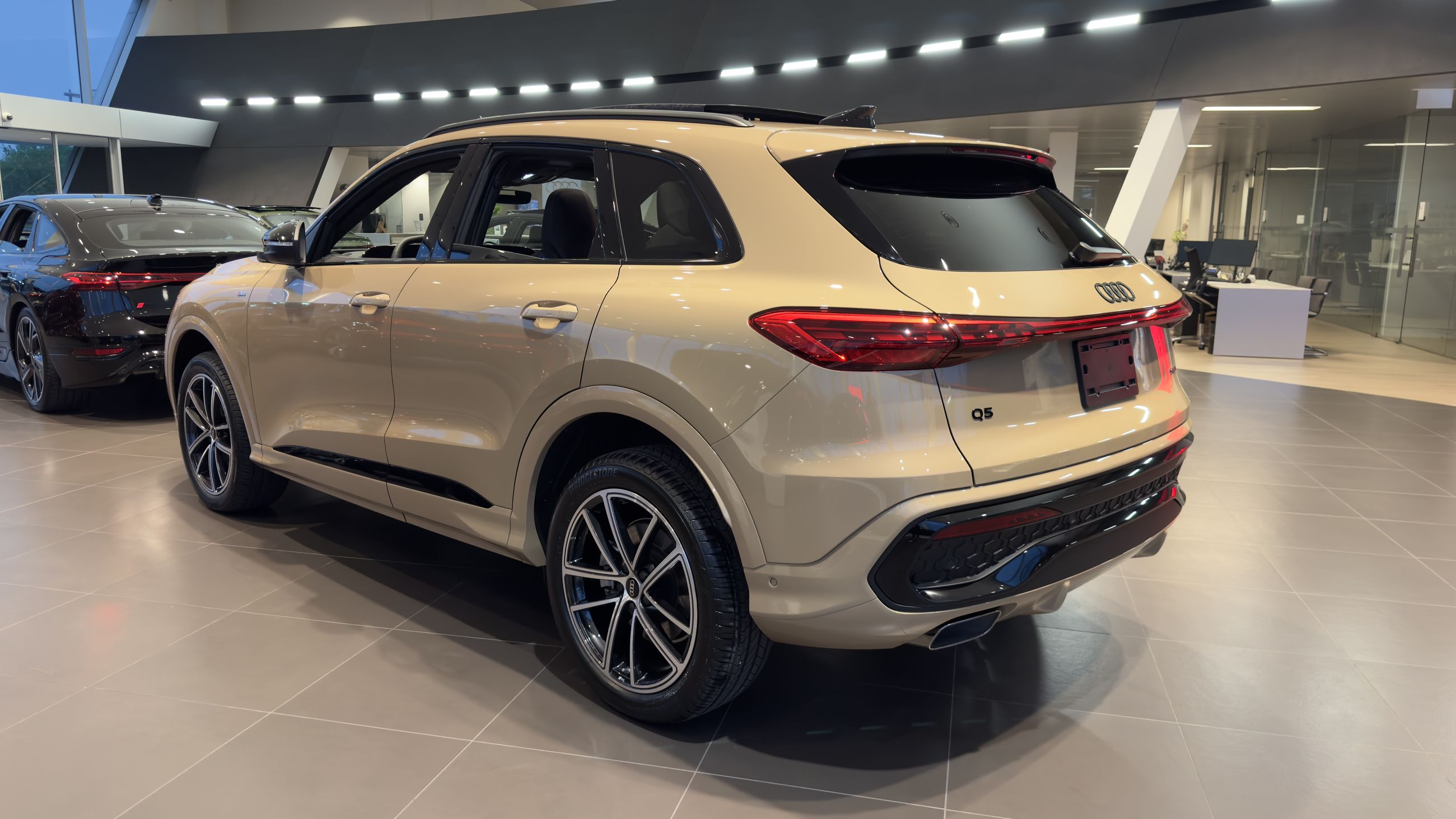 Audi All-New Q5  2025 à Toronto, Ontario