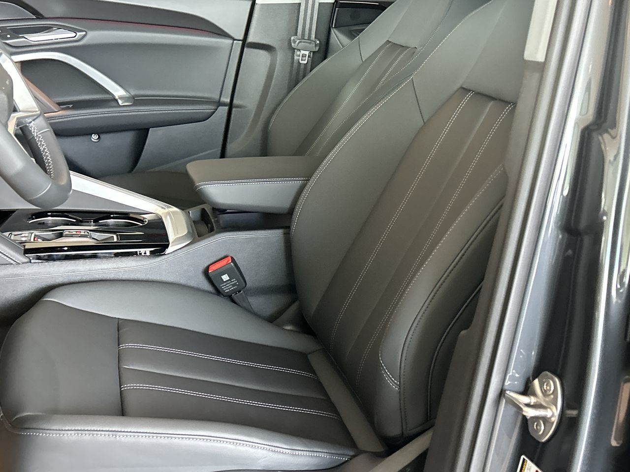 Audi All-New Q5  2025 à Toronto, Ontario