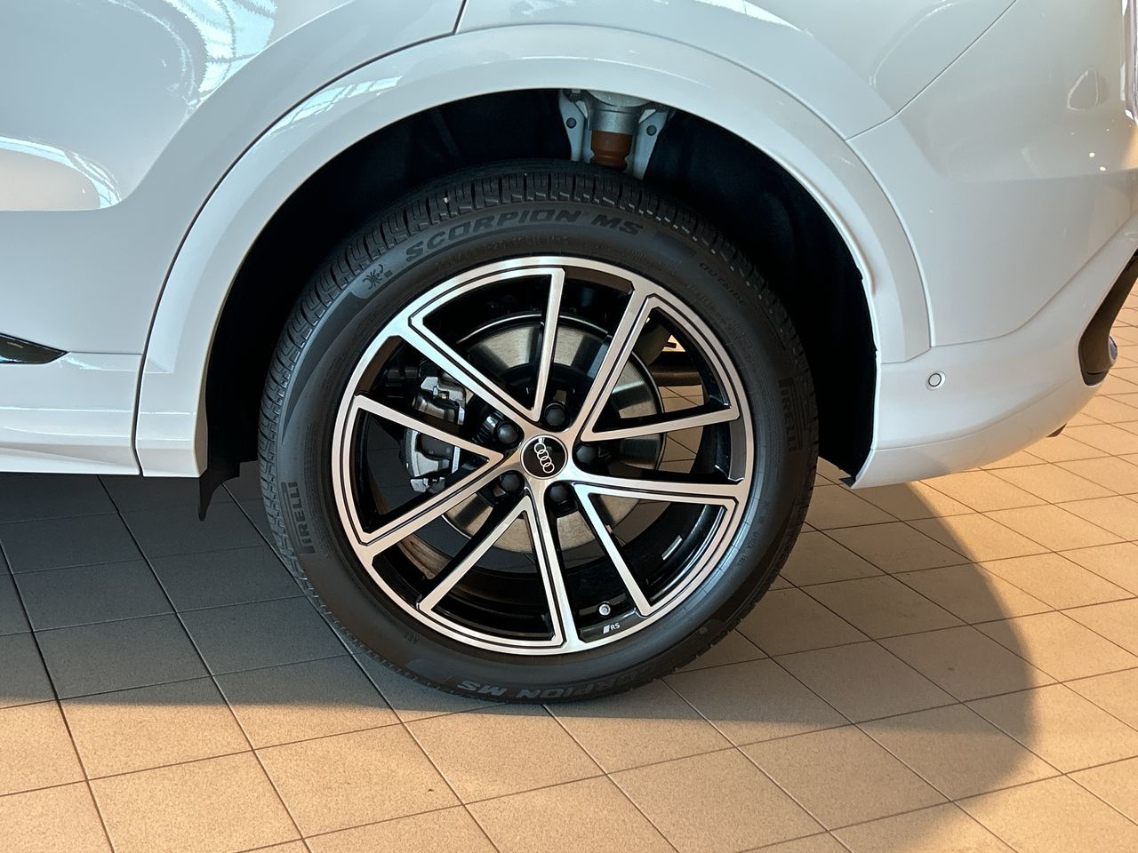 Audi All-New Q5  2025 à Toronto, Ontario