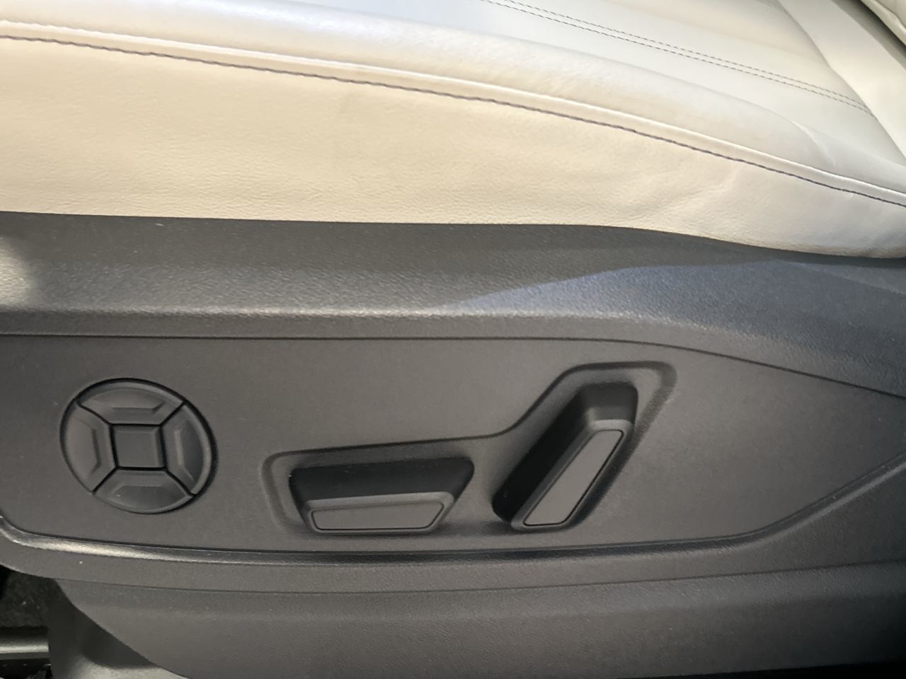 Audi All-New Q5  2025 à Toronto, Ontario