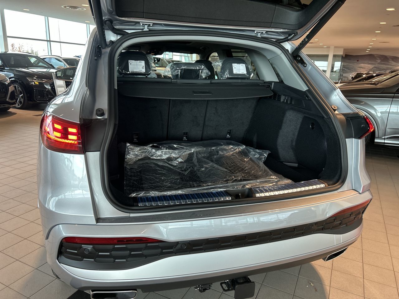 Audi All-New Q5  2025 à Toronto, Ontario