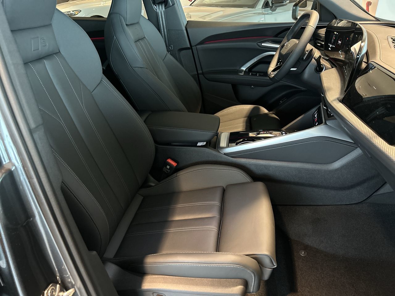 Audi All-New Q5  2025 à Toronto, Ontario