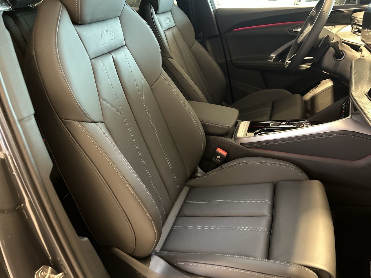 Audi All-New Q5  2025 à Toronto, Ontario