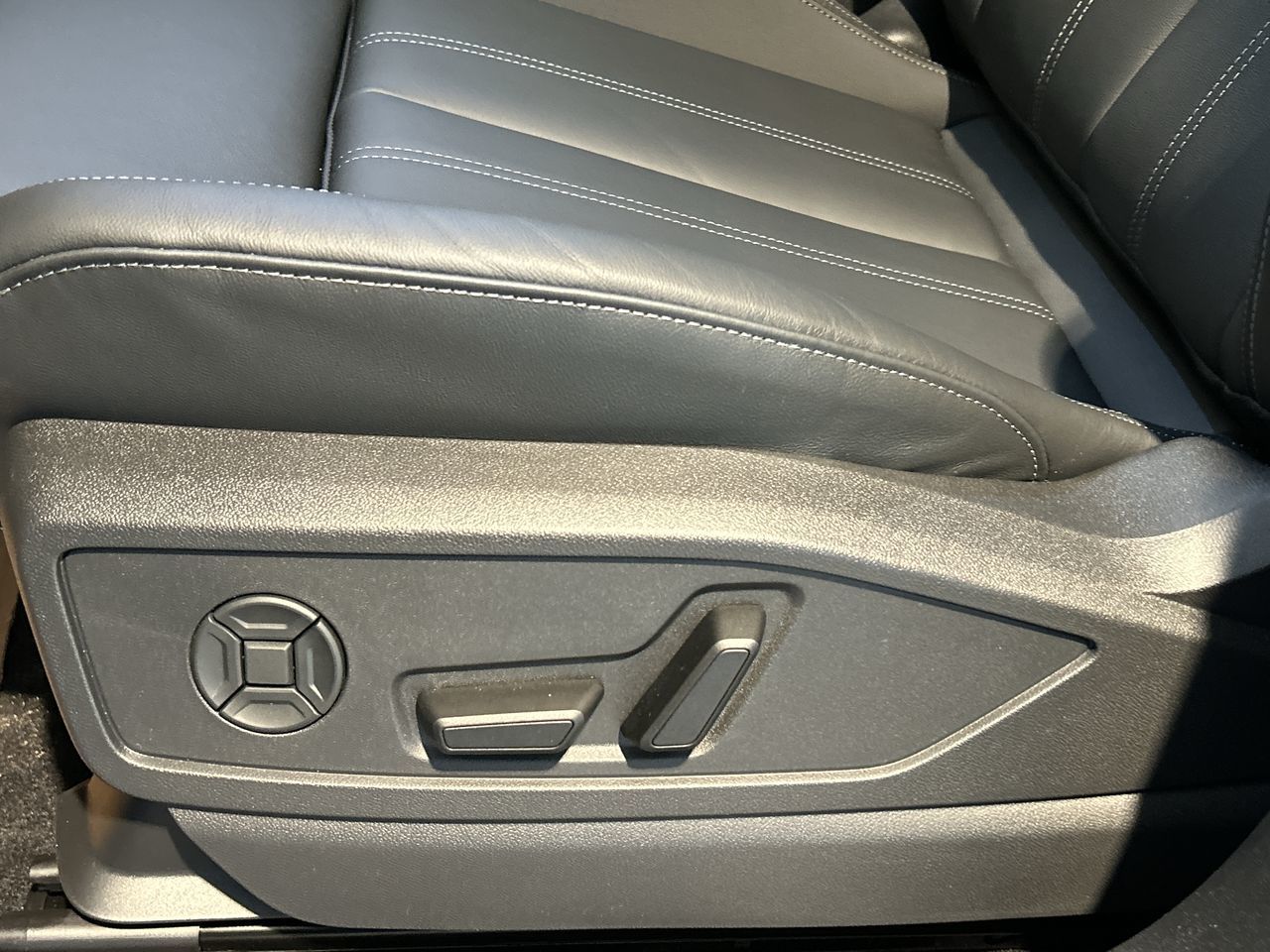 Audi Q5  2025 à Toronto, Ontario