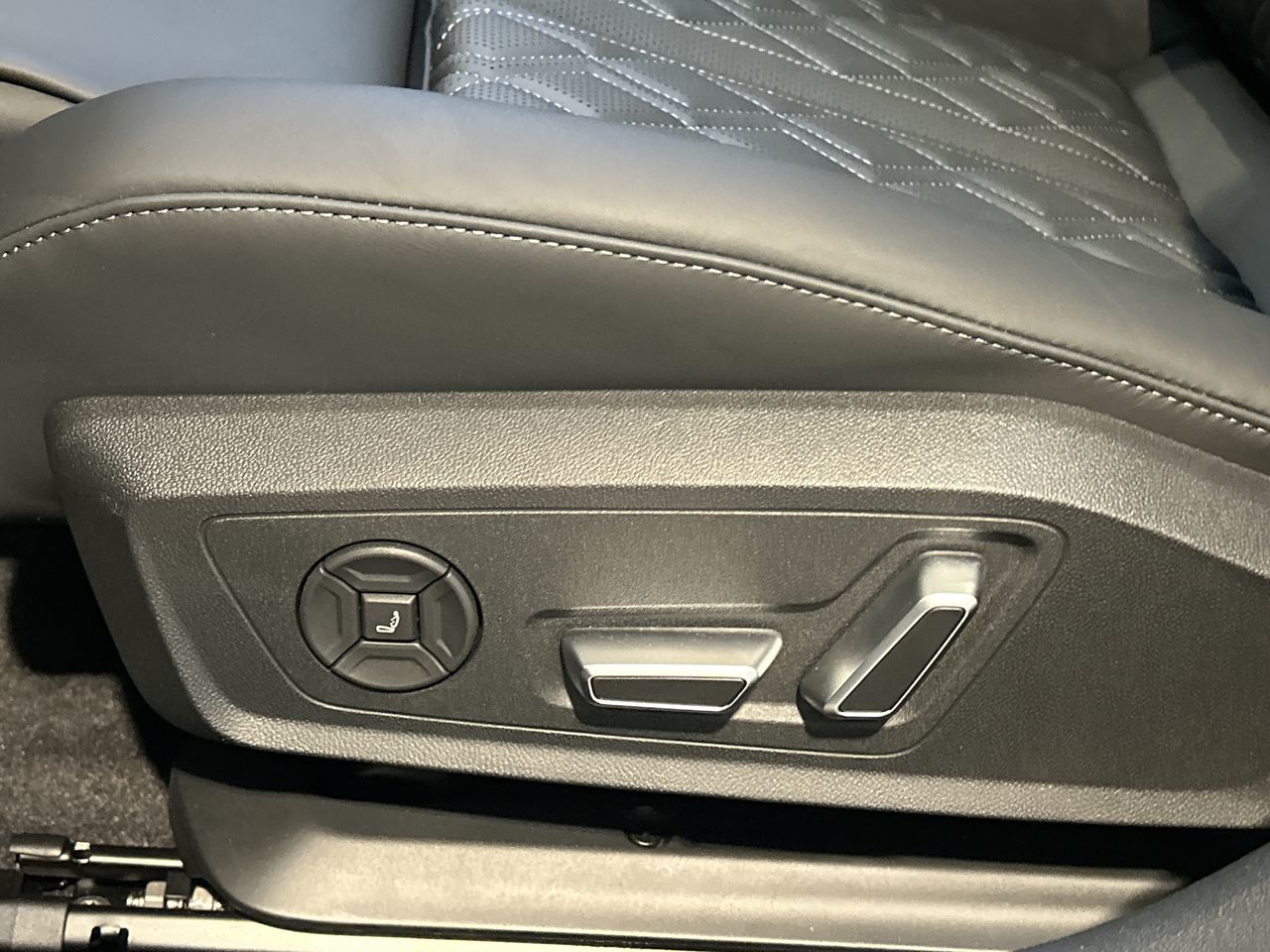 Audi All-New S5  2025 à Toronto, Ontario