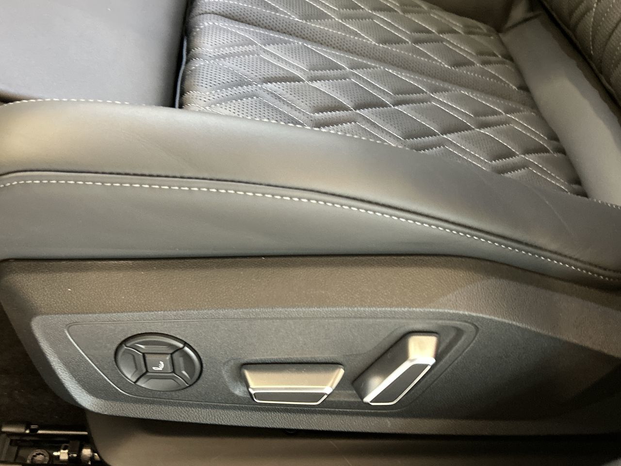 Audi All-New S5  2025 à Toronto, Ontario