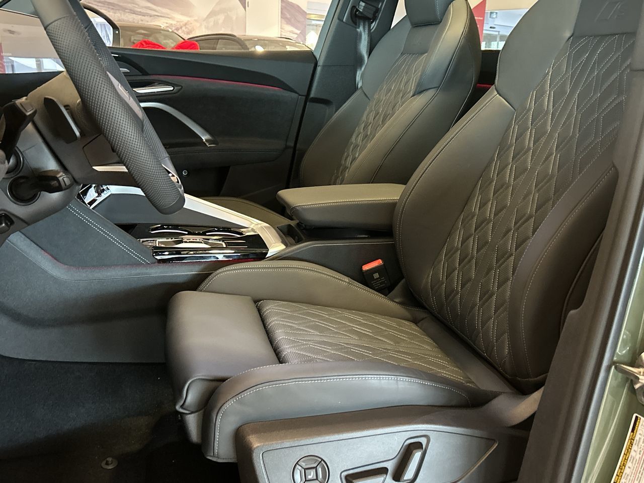 Audi All-New SQ5  2025 à Toronto, Ontario