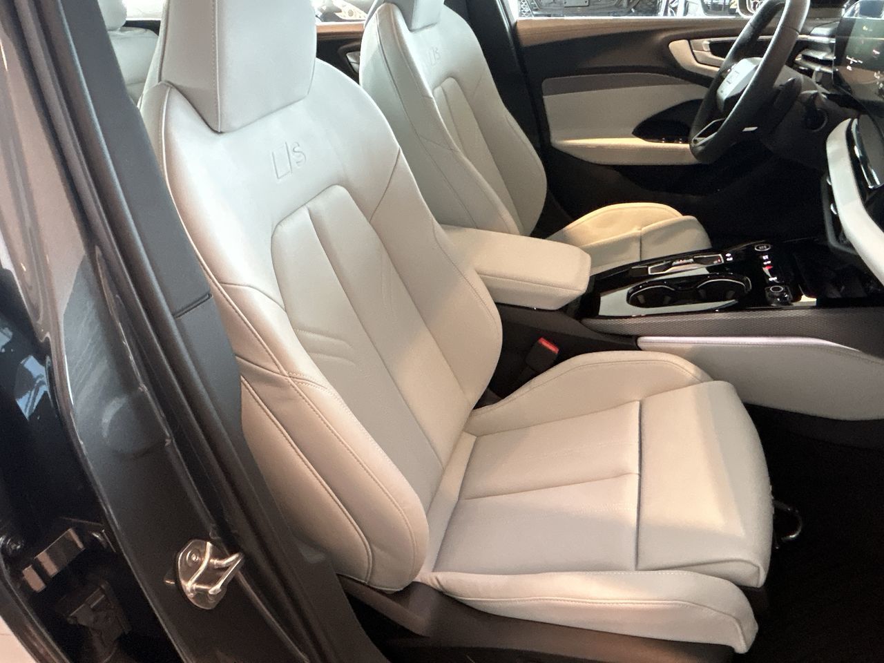 Audi All-New A5  2025 à Toronto, Ontario