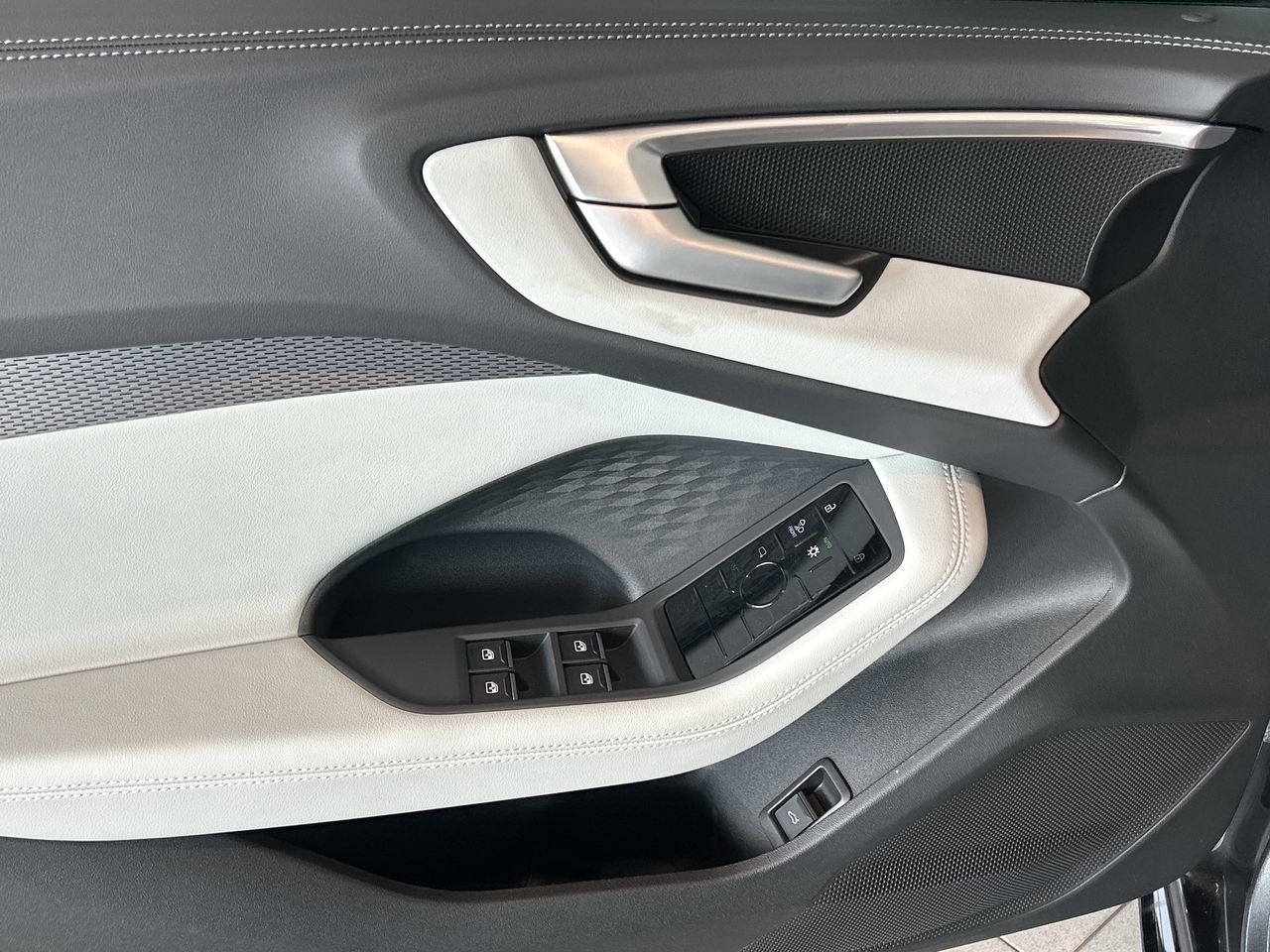 Audi All-New A5  2025 à Toronto, Ontario