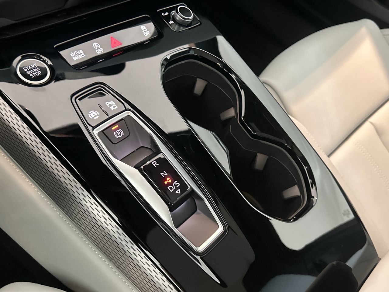 Audi All-New A5  2025 à Toronto, Ontario