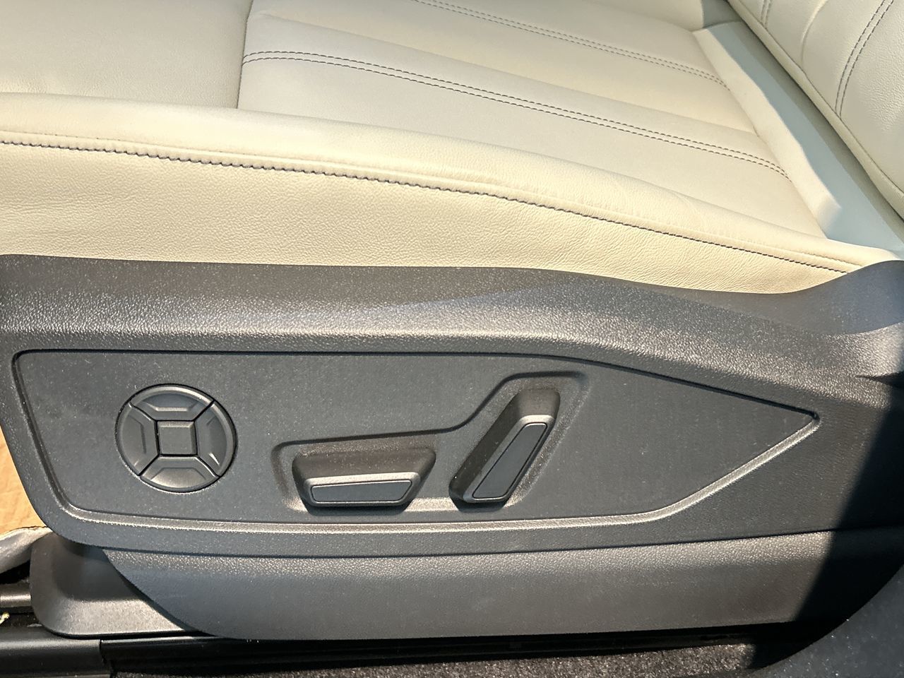 2025 Audi Q5 in Toronto, Ontario