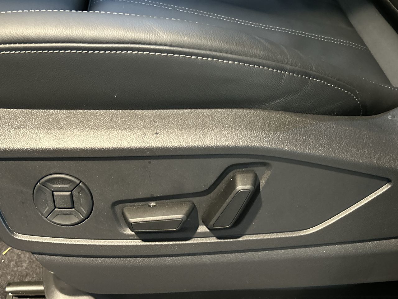 Audi Q5  2025 à Toronto, Ontario