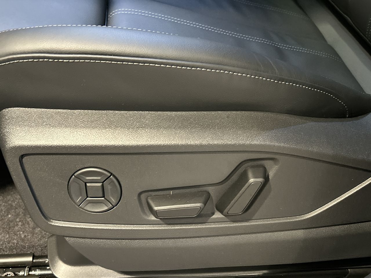 Audi Q5  2025 à Toronto, Ontario