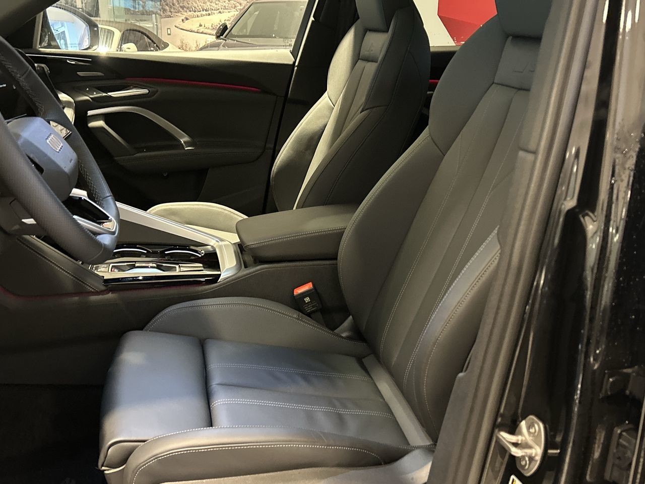 2025 Audi Q5 in Toronto, Ontario