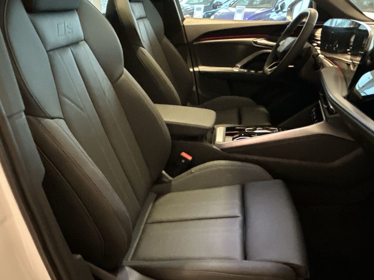 Audi Q5  2025 à Toronto, Ontario