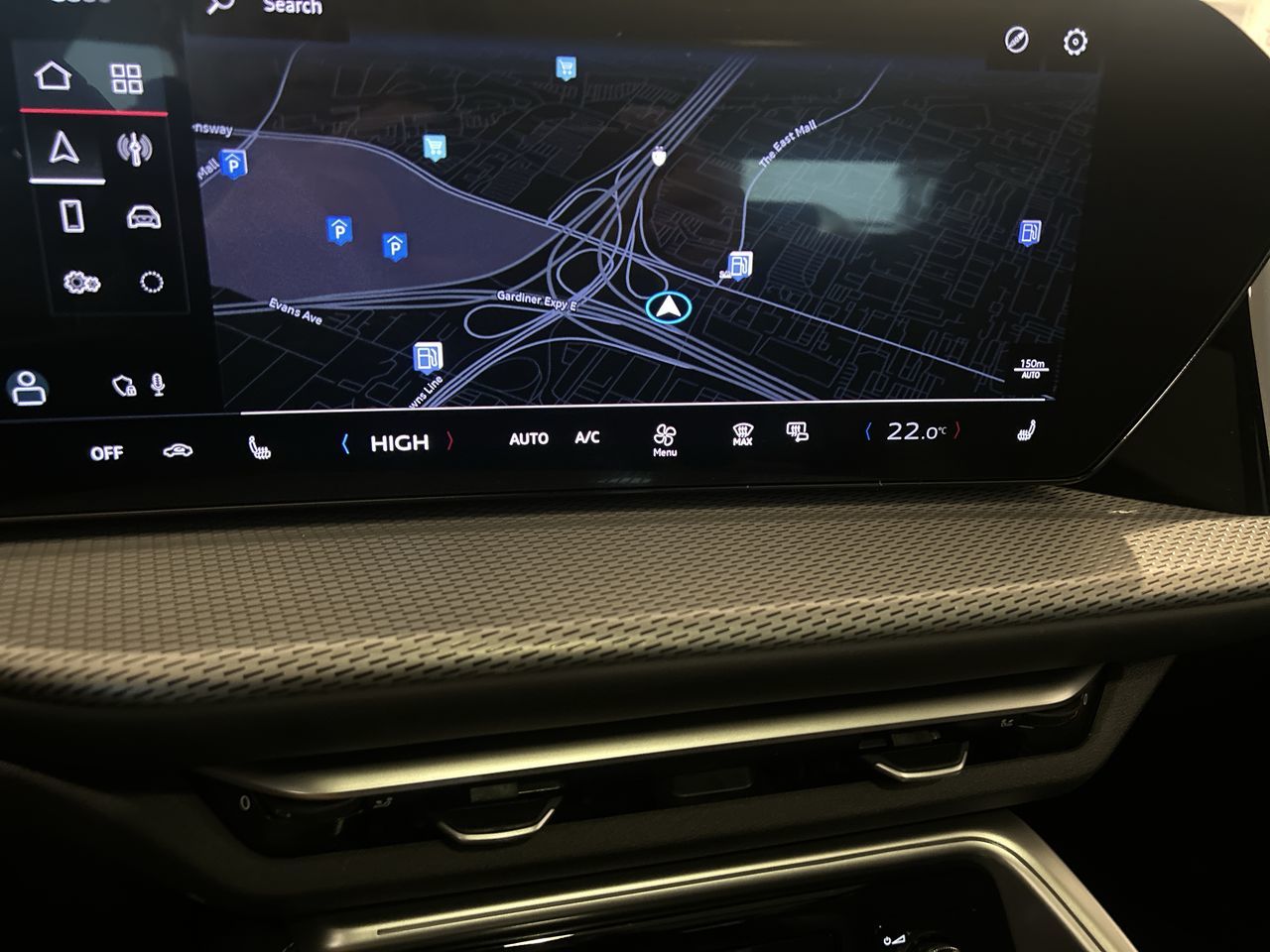 Audi Q5  2025 à Toronto, Ontario