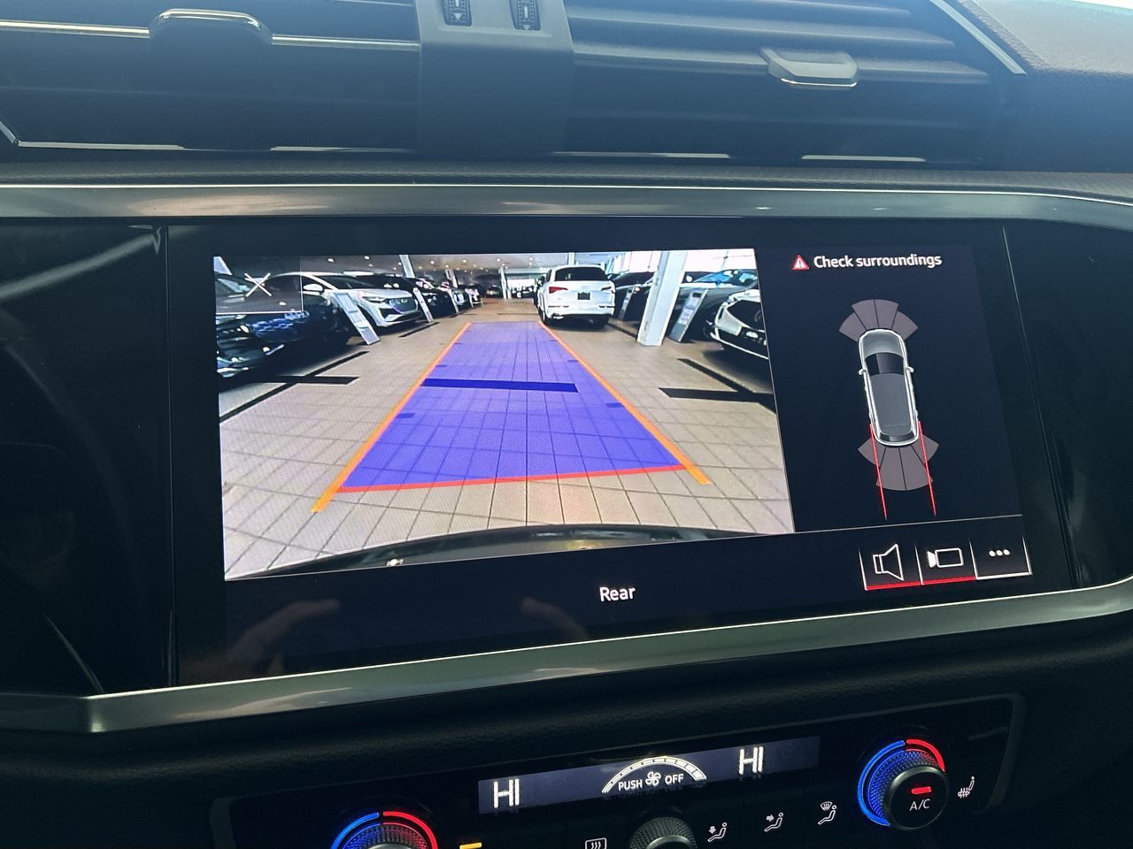 Audi Q3  2023 à Toronto, Ontario