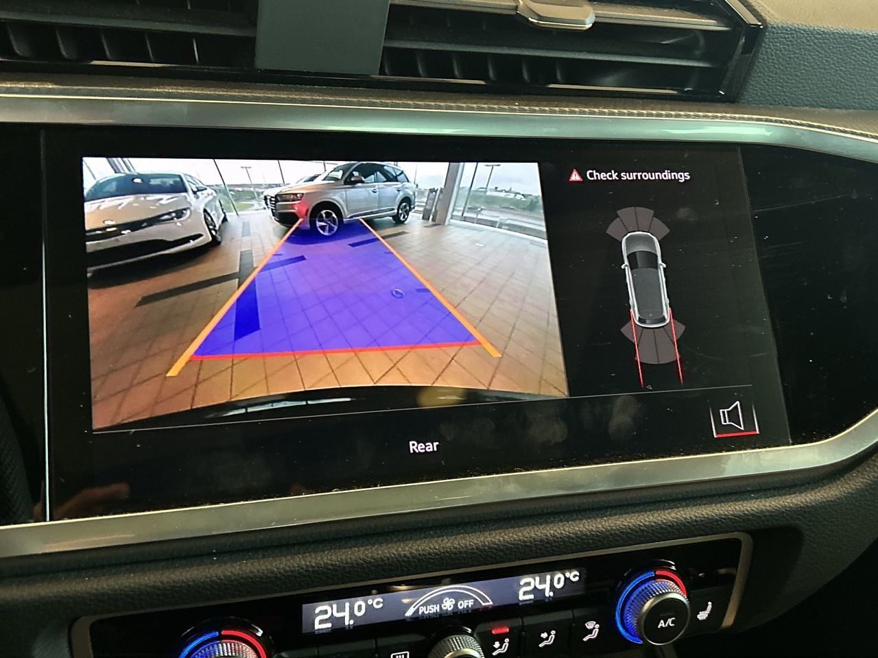 Audi Q3  2024 à Toronto, Ontario