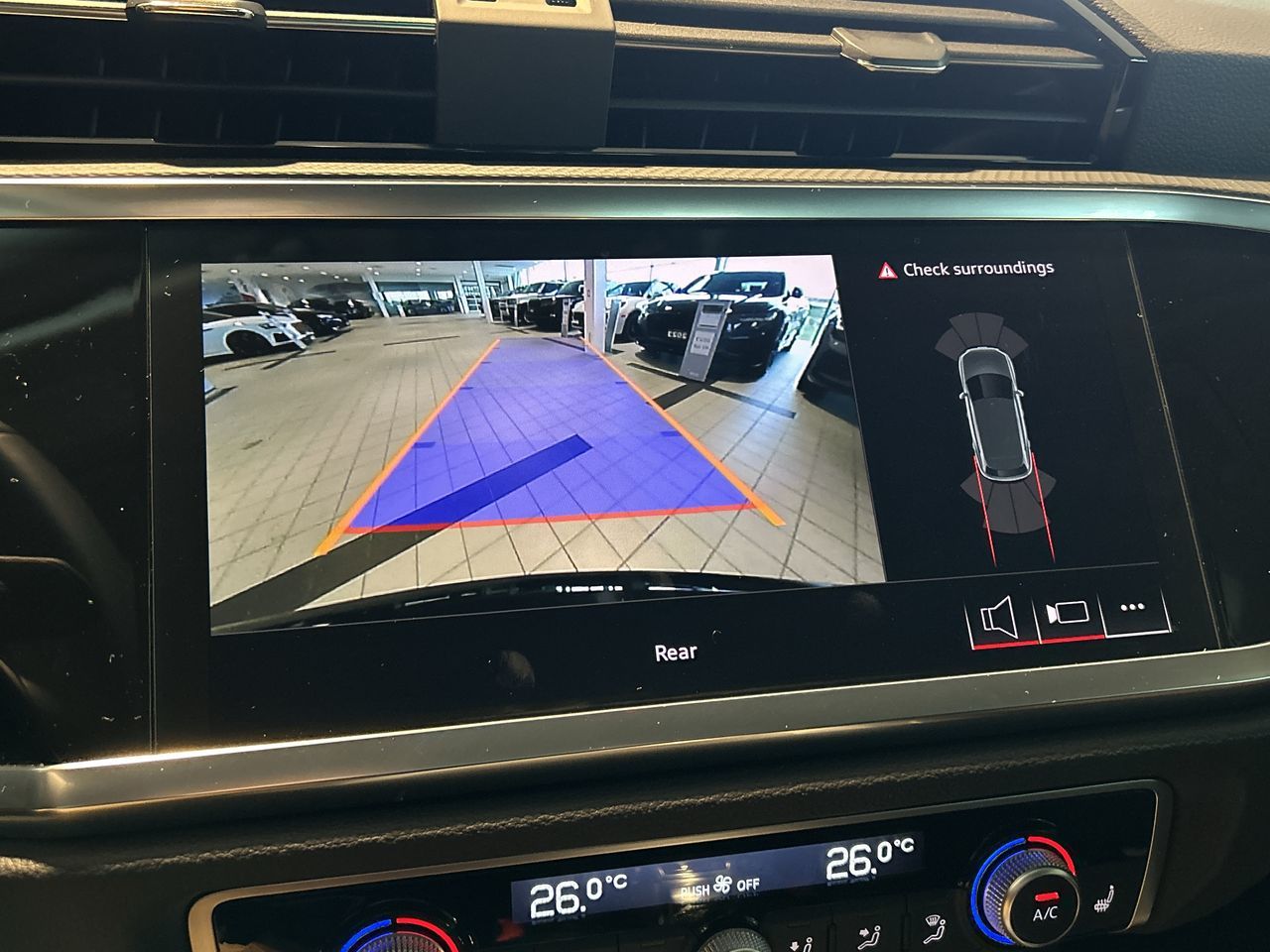 Audi Q3  2025 à Toronto, Ontario