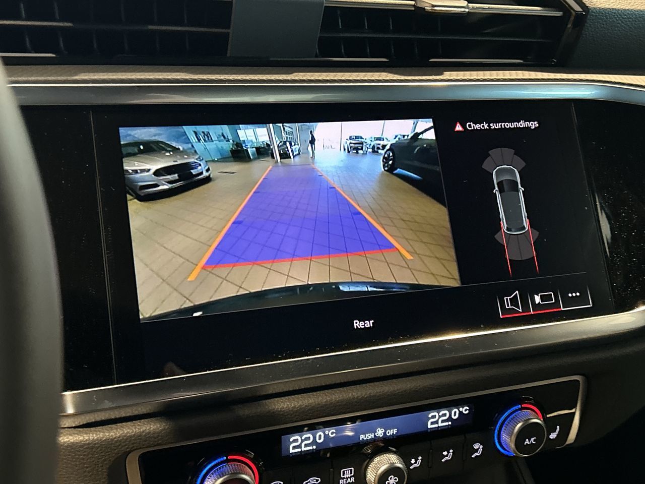 Audi Q3  2025 à Toronto, Ontario