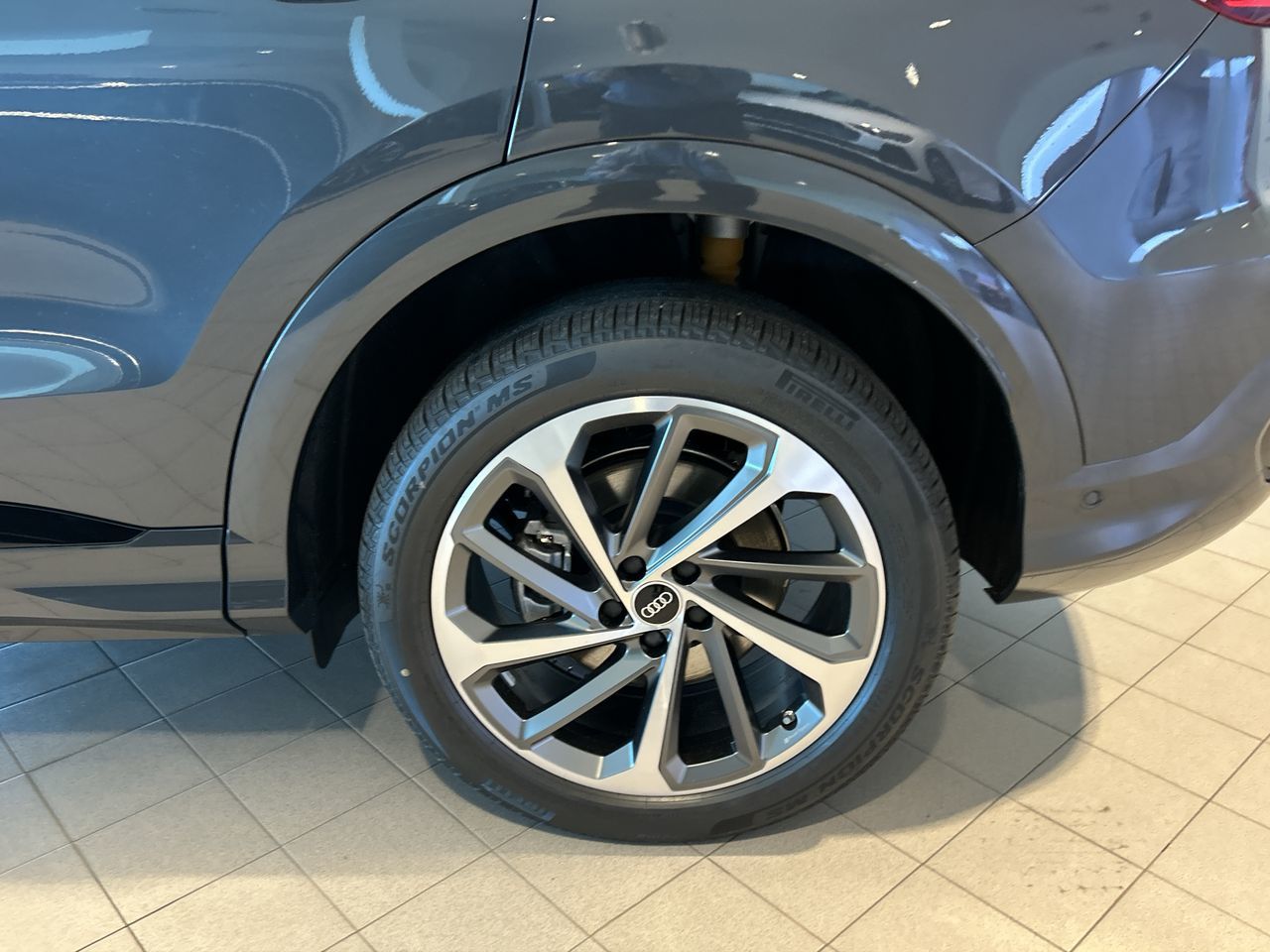 Audi Q5 Sportback  2026 à Toronto, Ontario