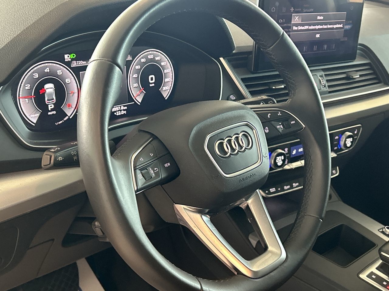 Audi Q5  2021 à Toronto, Ontario
