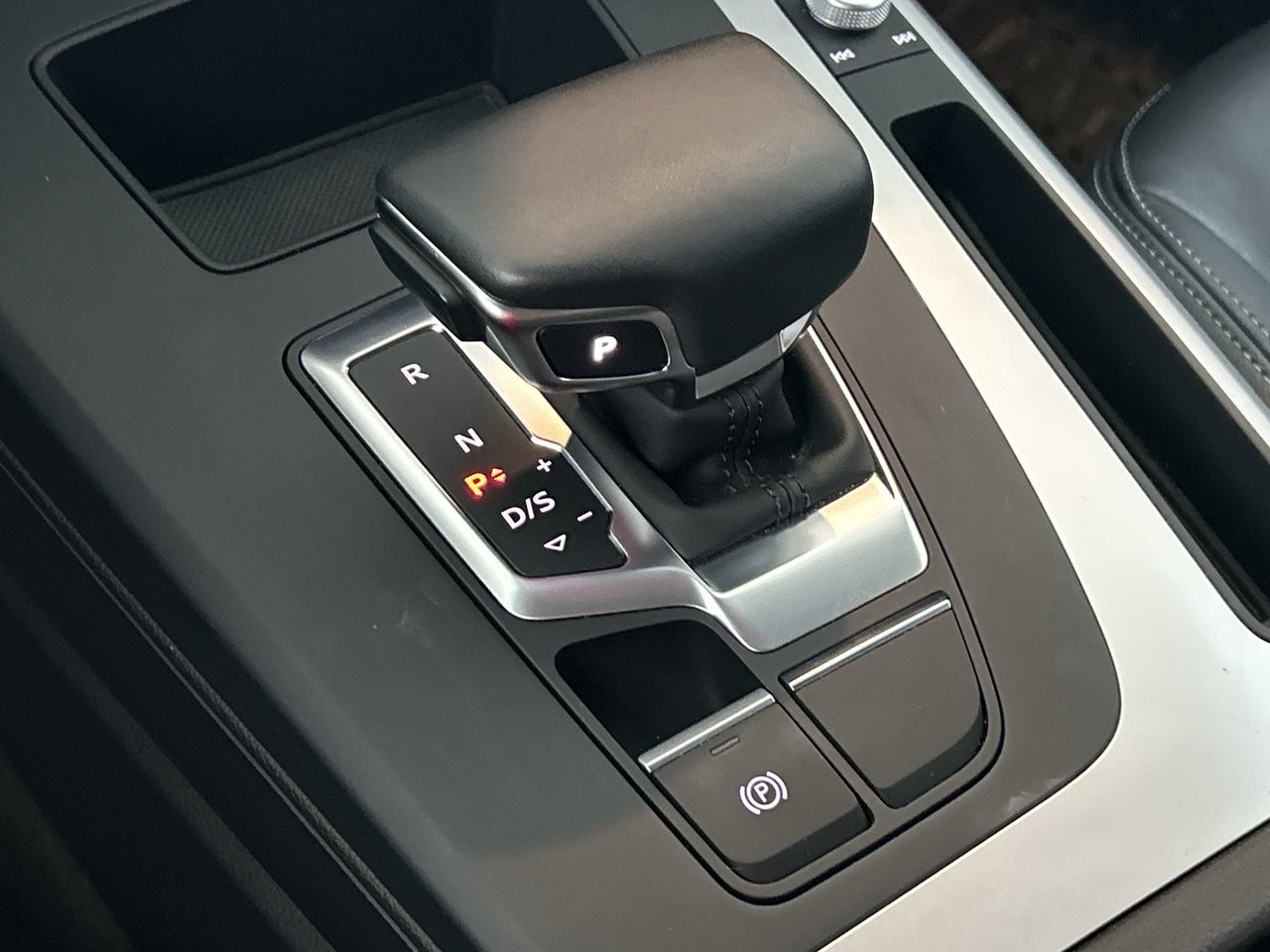 2022 Audi Q5 in Toronto, Ontario