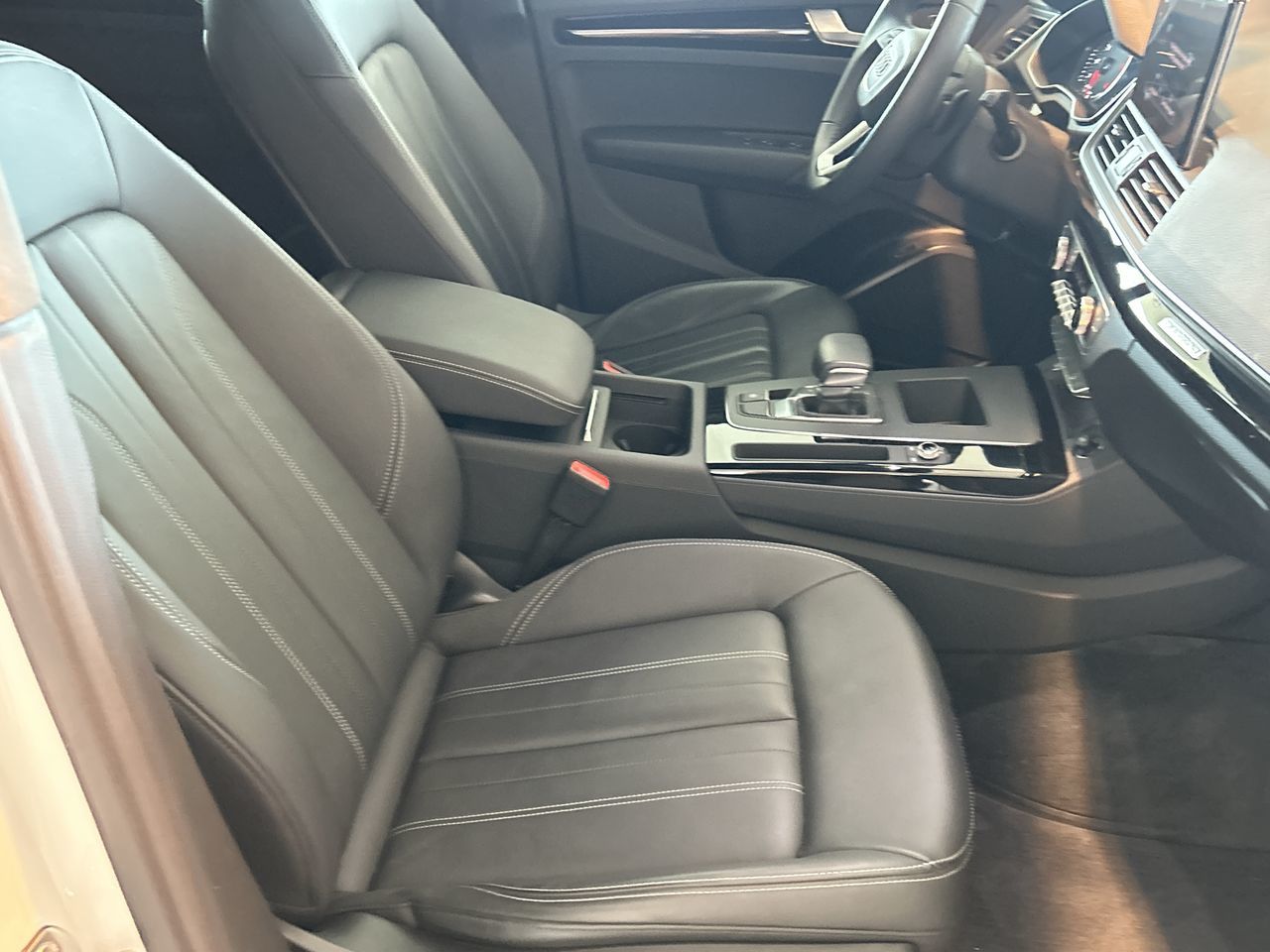 Audi Q5  2023 à Toronto, Ontario