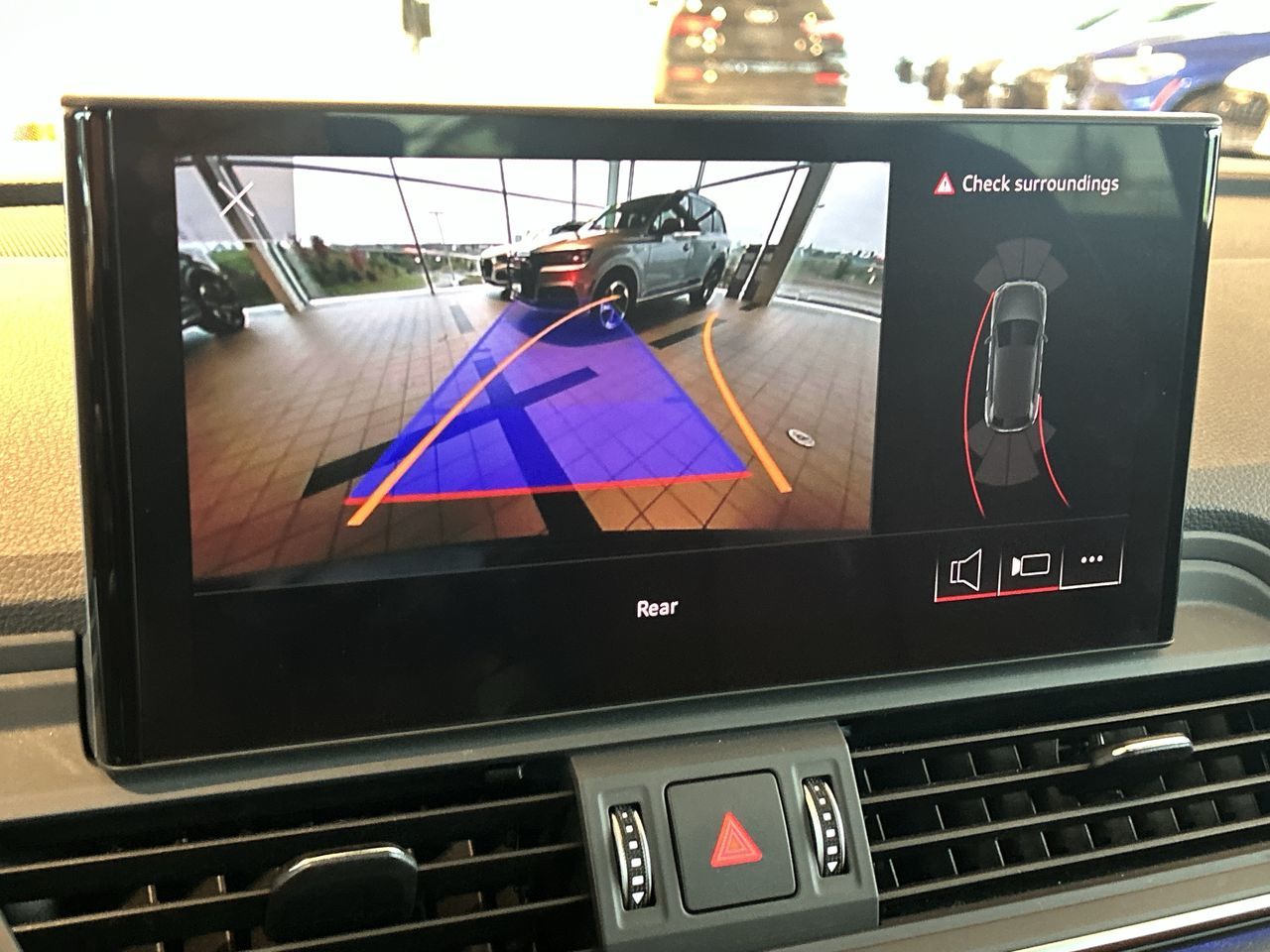 Audi Q5  2023 à Toronto, Ontario