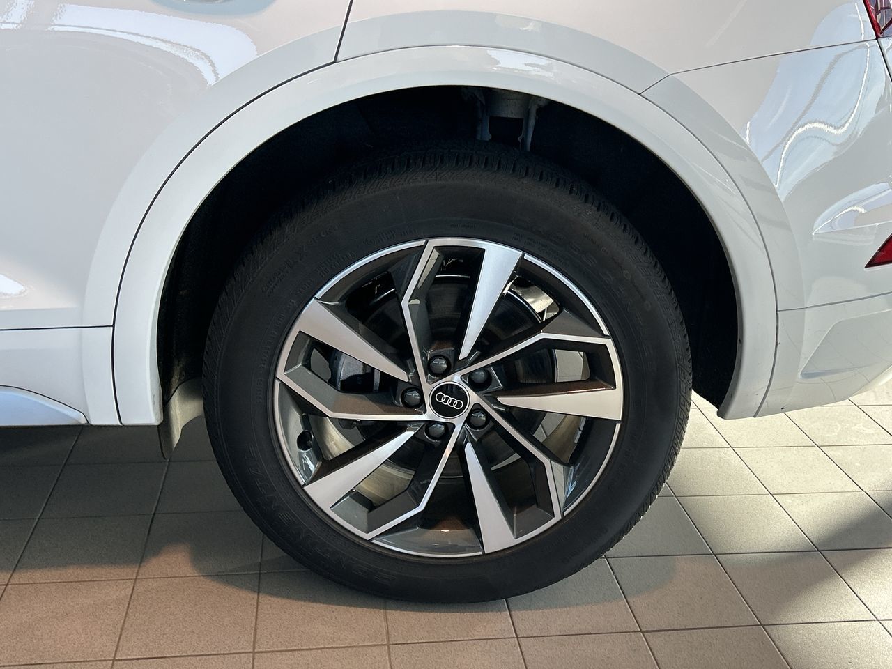 Audi Q5  2023 à Toronto, Ontario