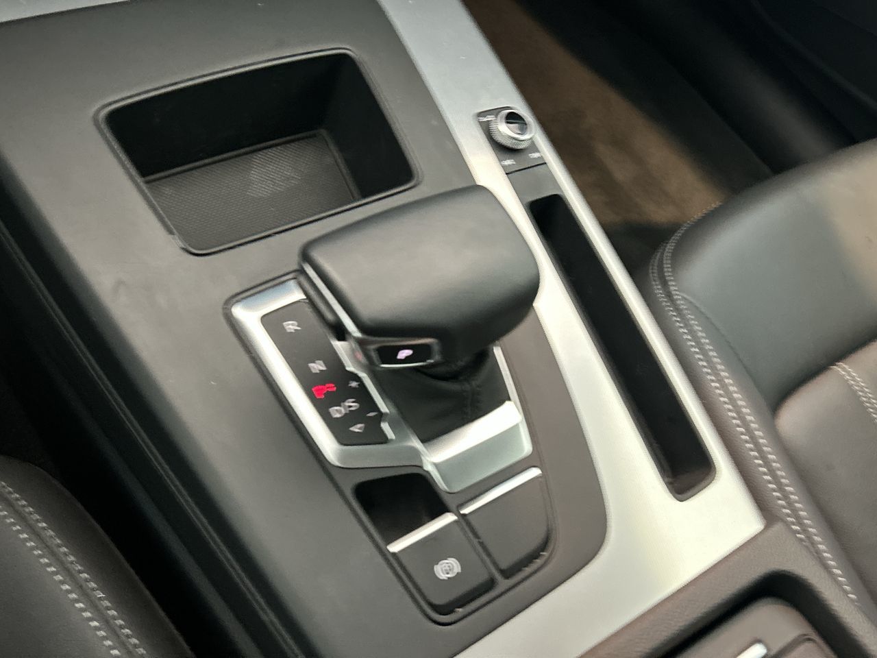 Audi Q5  2023 à Toronto, Ontario