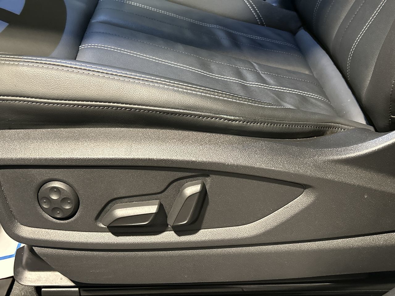 Audi Q5  2023 à Toronto, Ontario