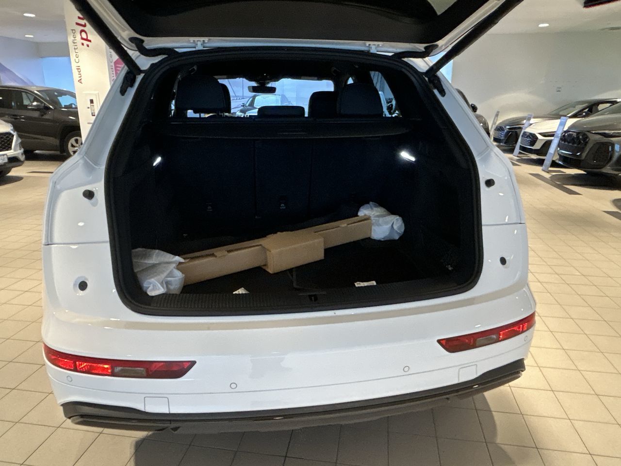 Audi Q5  2023 à Toronto, Ontario