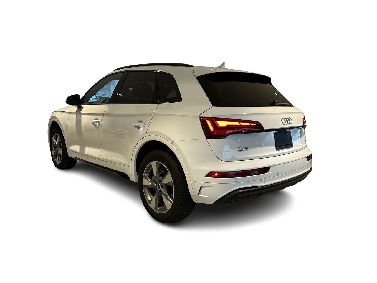 Audi Q5  2023 à Toronto, Ontario