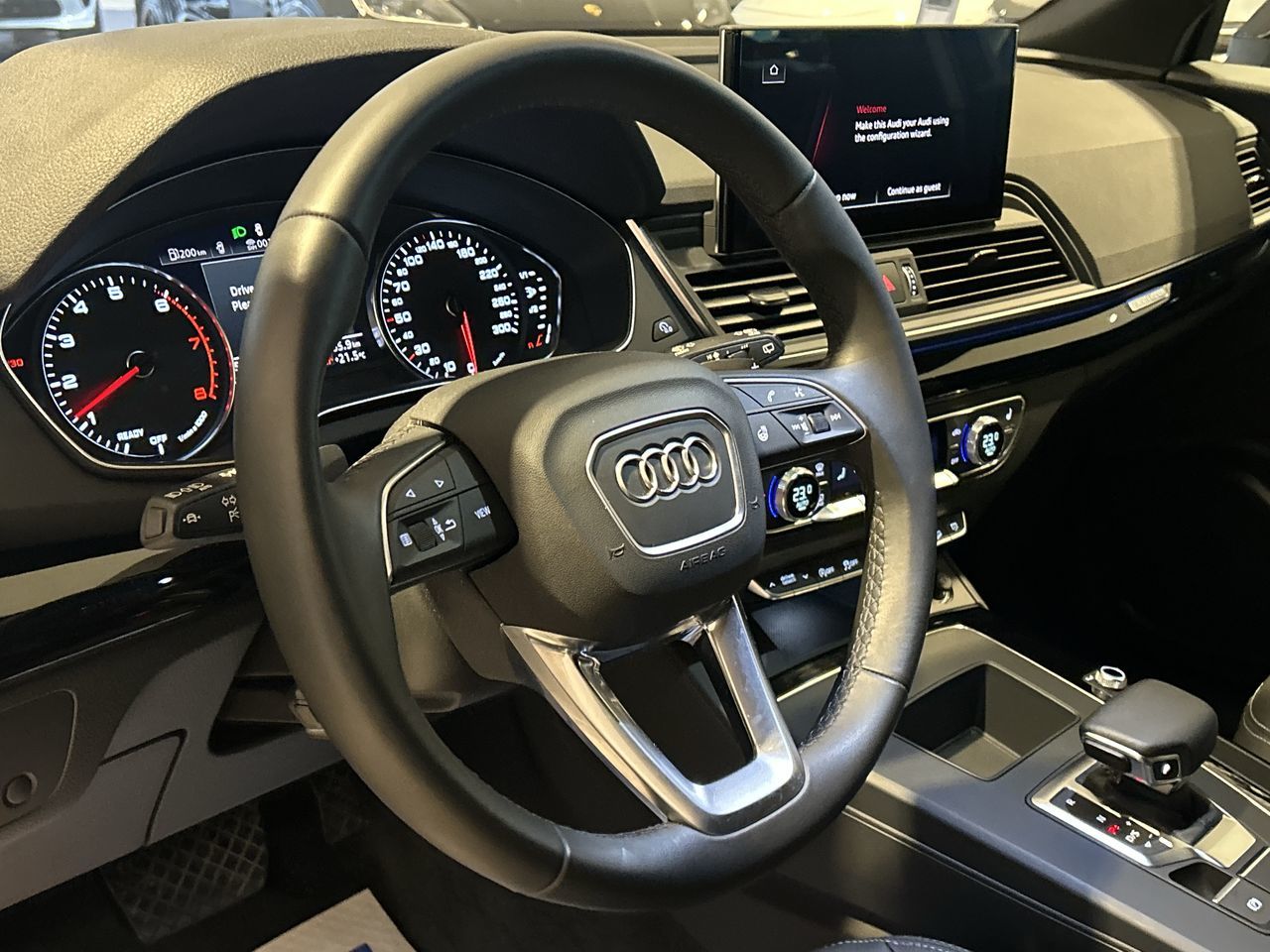 Audi Q5  2023 à Toronto, Ontario