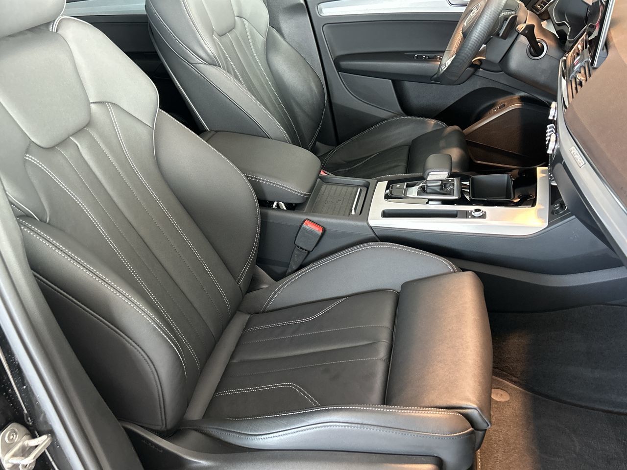 Audi Q5  2023 à Toronto, Ontario