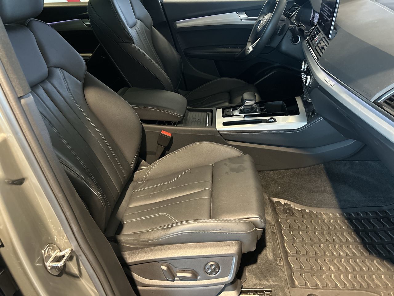 2024 Audi Q5 in Toronto, Ontario