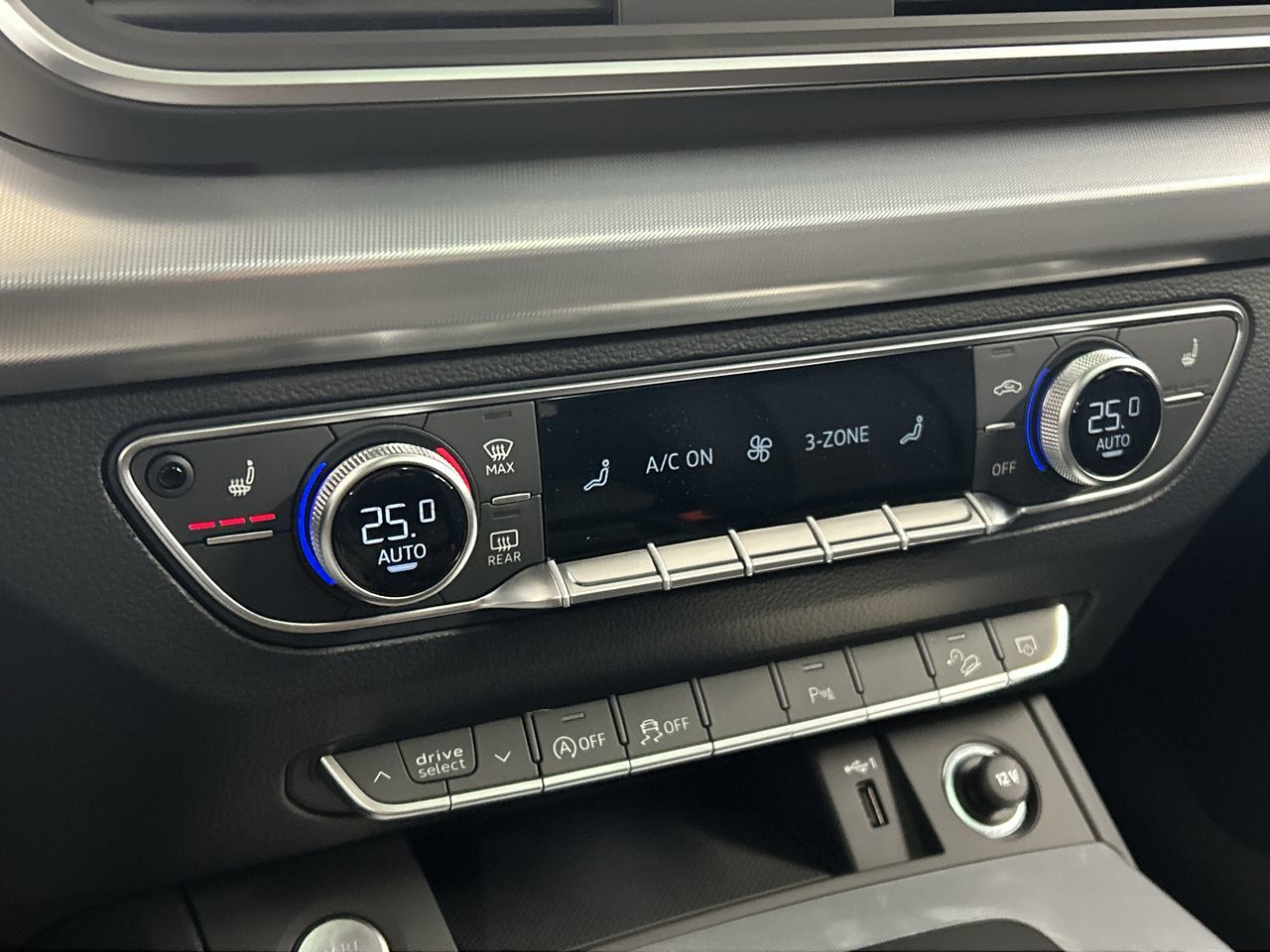 2025 Audi Q5 in Toronto, Ontario
