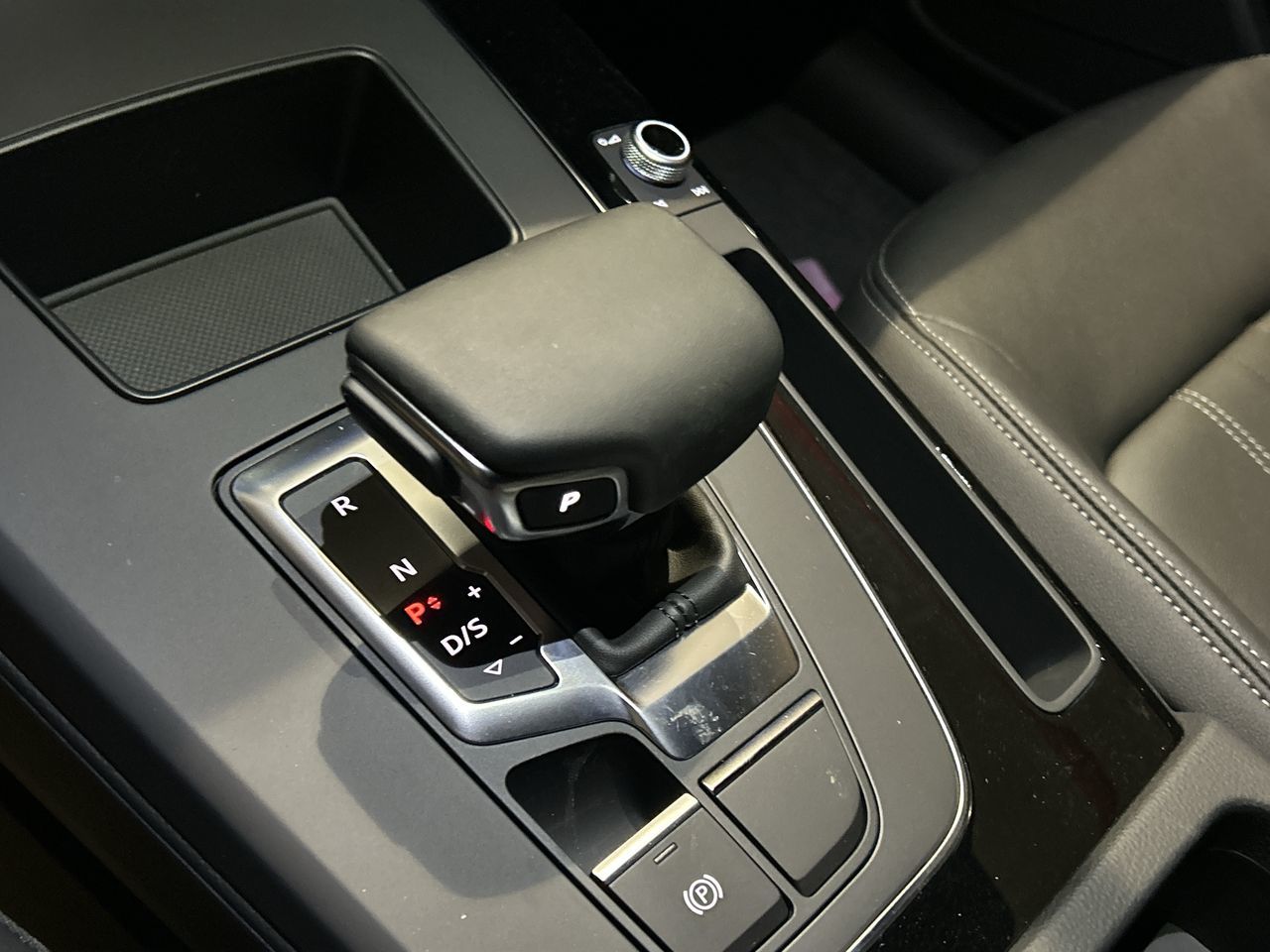 2025 Audi Q5 in Toronto, Ontario
