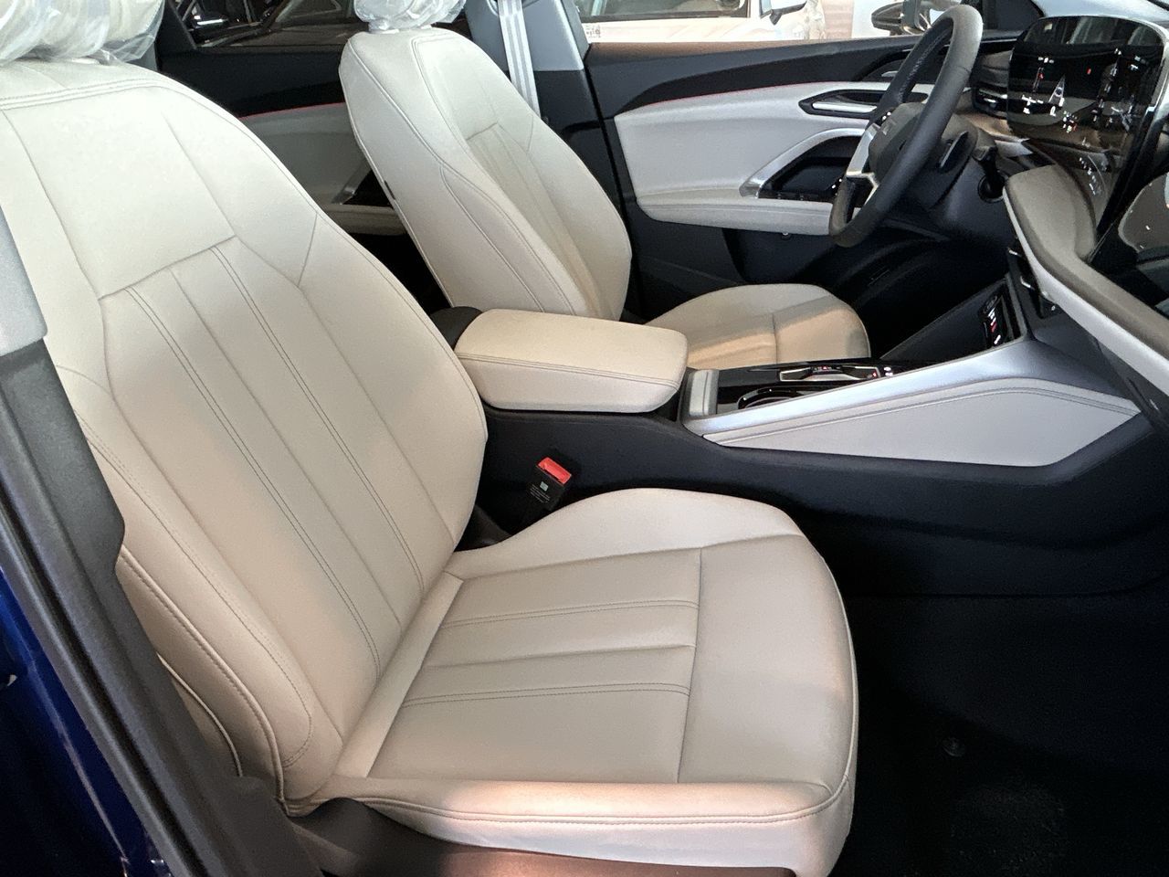 Audi Q5  2025 à Toronto, Ontario