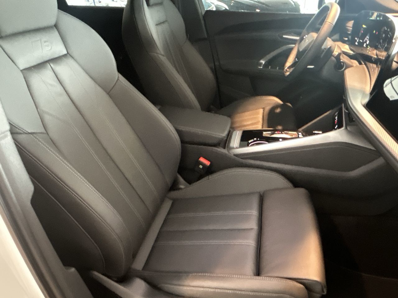 Audi Q5  2025 à Toronto, Ontario