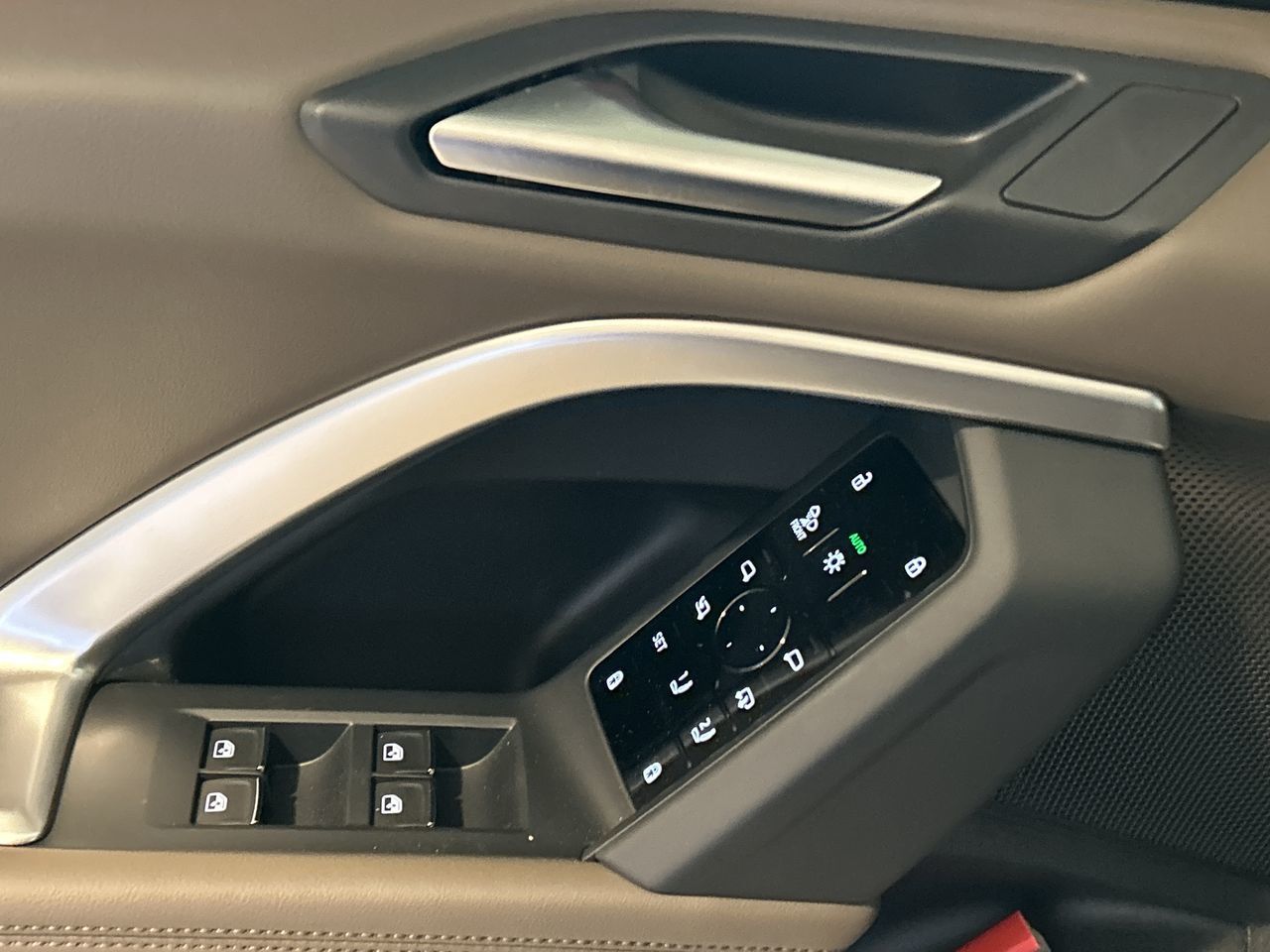 Audi Q5  2025 à Toronto, Ontario