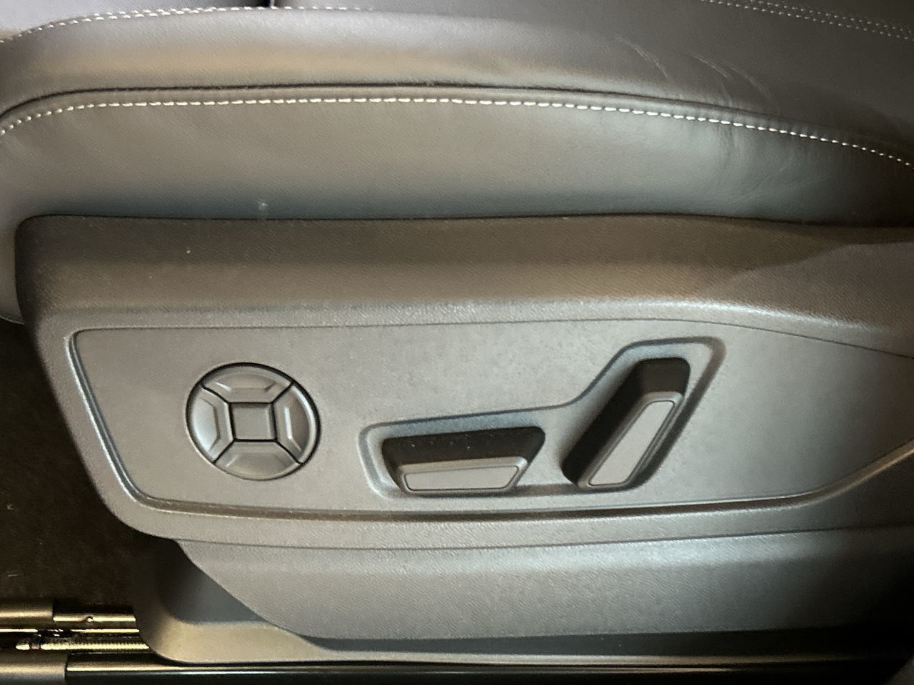 Audi Q5  2025 à Toronto, Ontario