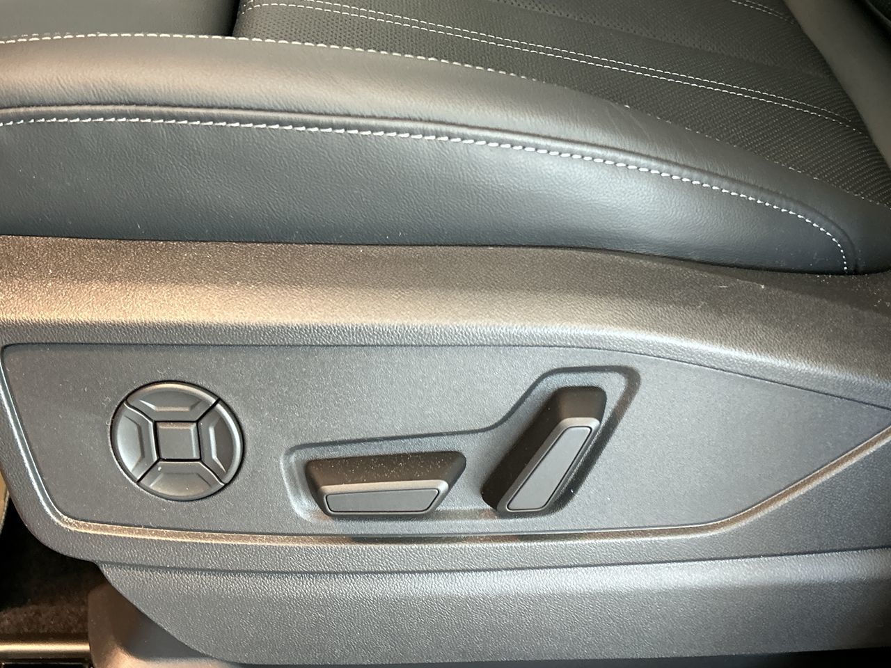 Audi Q5  2025 à Toronto, Ontario