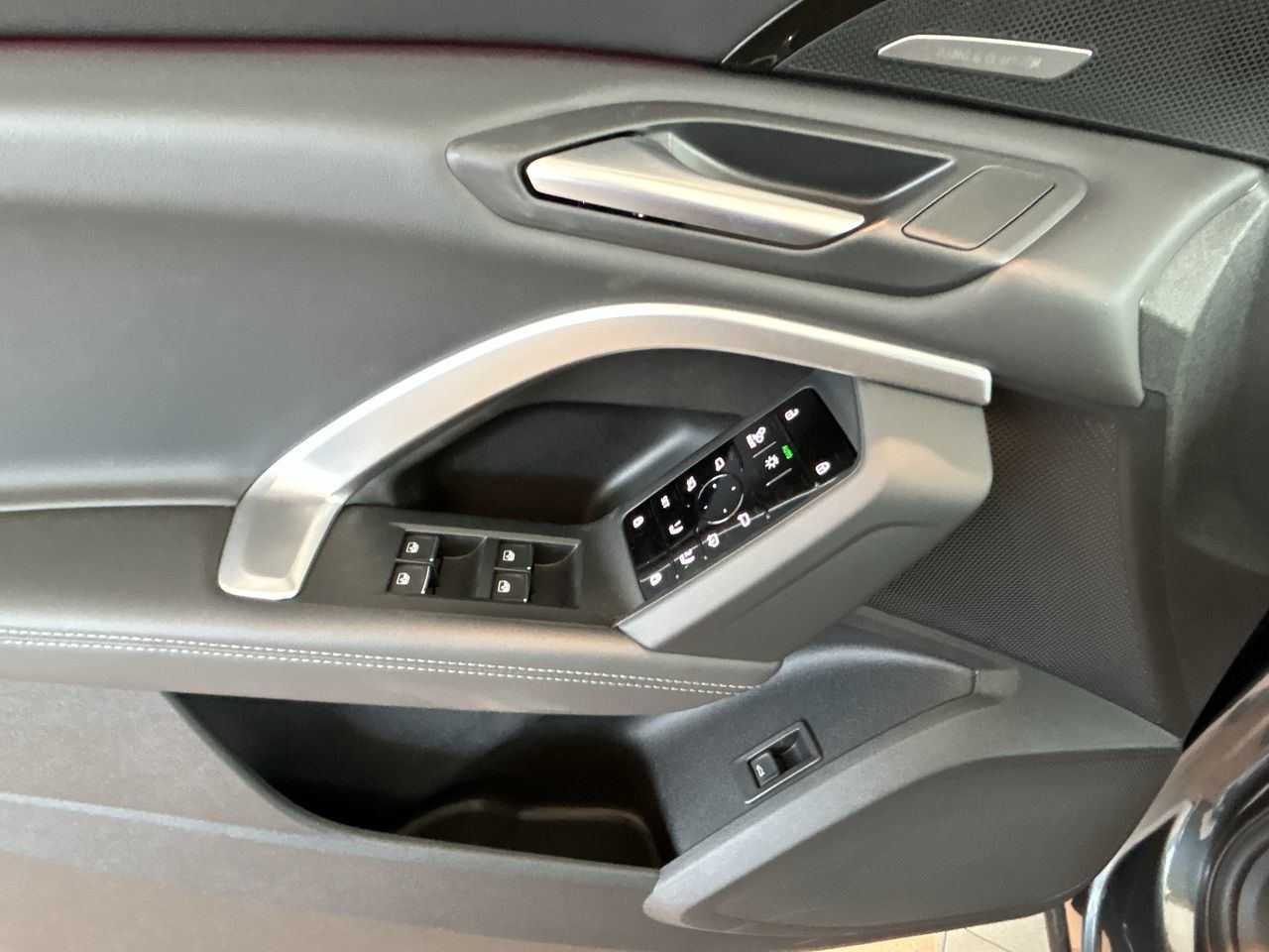 2025 Audi Q5 in Toronto, Ontario