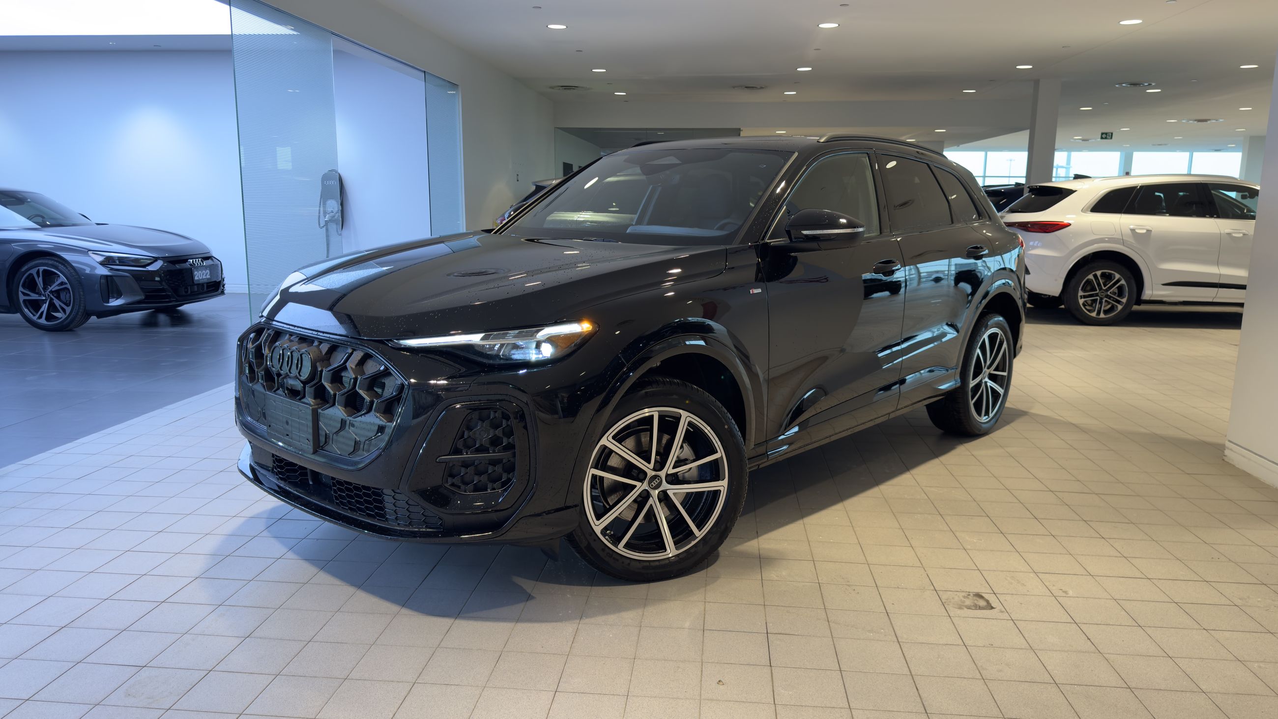 2025 Audi Q5 in Toronto, Ontario