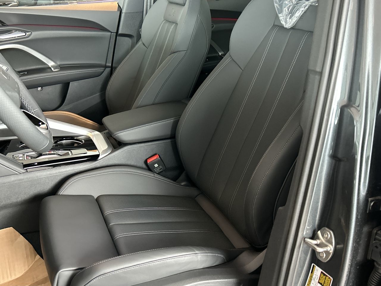 Audi Q5  2025 à Toronto, Ontario