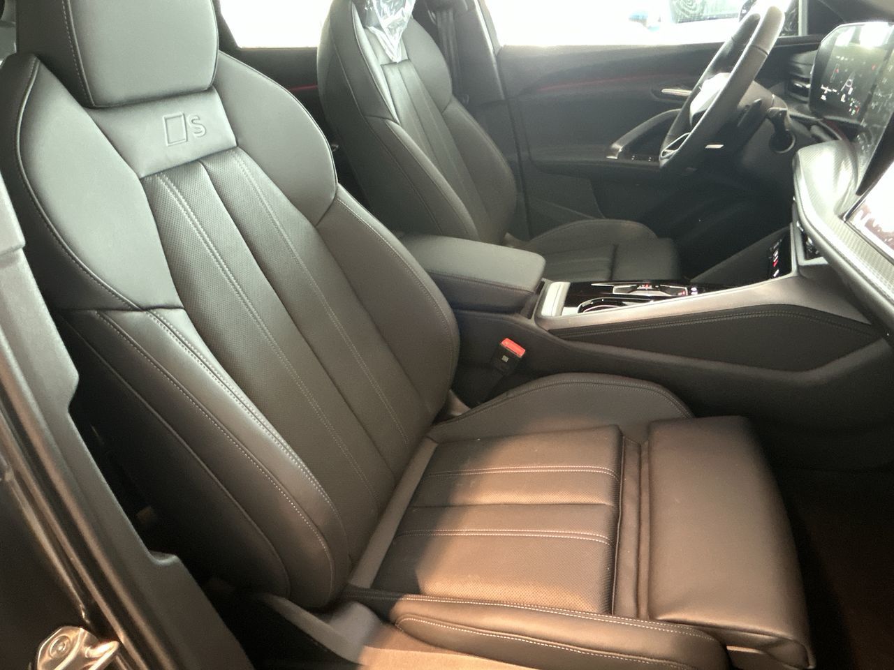 Audi Q5  2025 à Toronto, Ontario