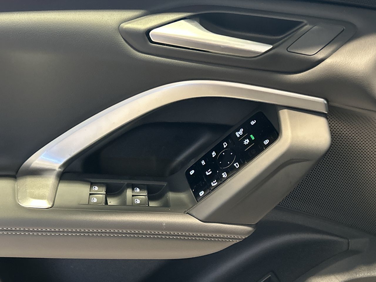 Audi Q5  2025 à Toronto, Ontario